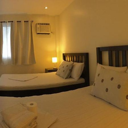 Victoria'S Bed & Breakfast Puerto Galera Eksteriør billede